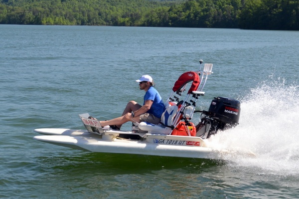 2011 CraigCat E2 Elite power catamaran with Nissan 30hp fuel-injected