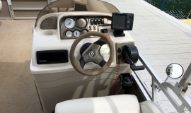 2005 Sylvan 822 fish - 9