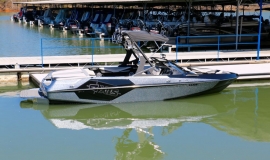 Axis-T22-Wakeboard-Boat-Rental-3