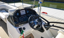 2019 JC Tritoon neptoon sport 25tt bronze for sale - 18