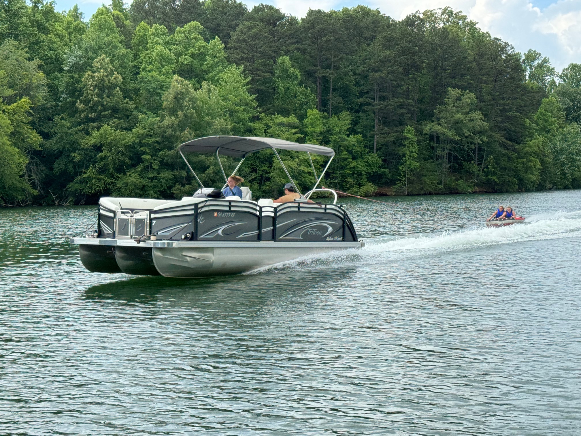 Sport Pontoon Boat Rentals - Boundary Waters Marina
