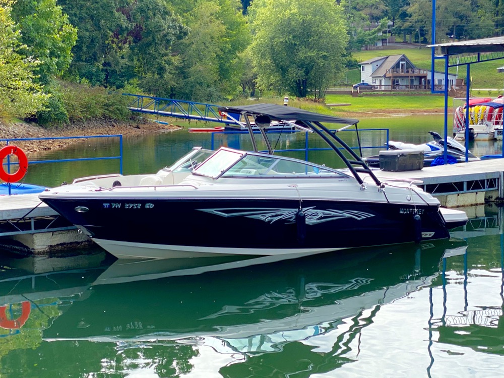 2010 Monterey ski boat for sale