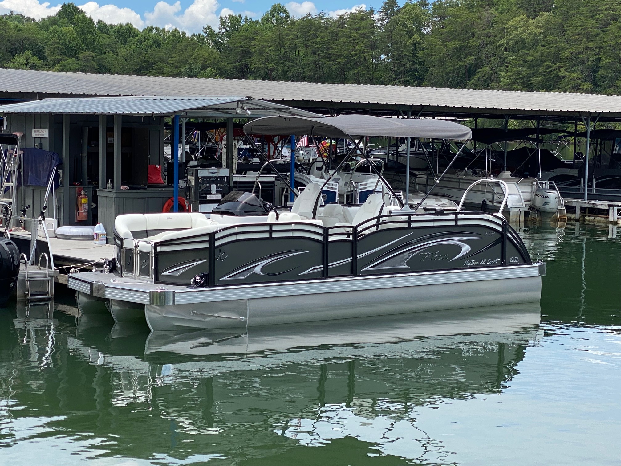 2024 JC TriToon NepToon Sport 23TT DSL Charcoal - Boundary Waters