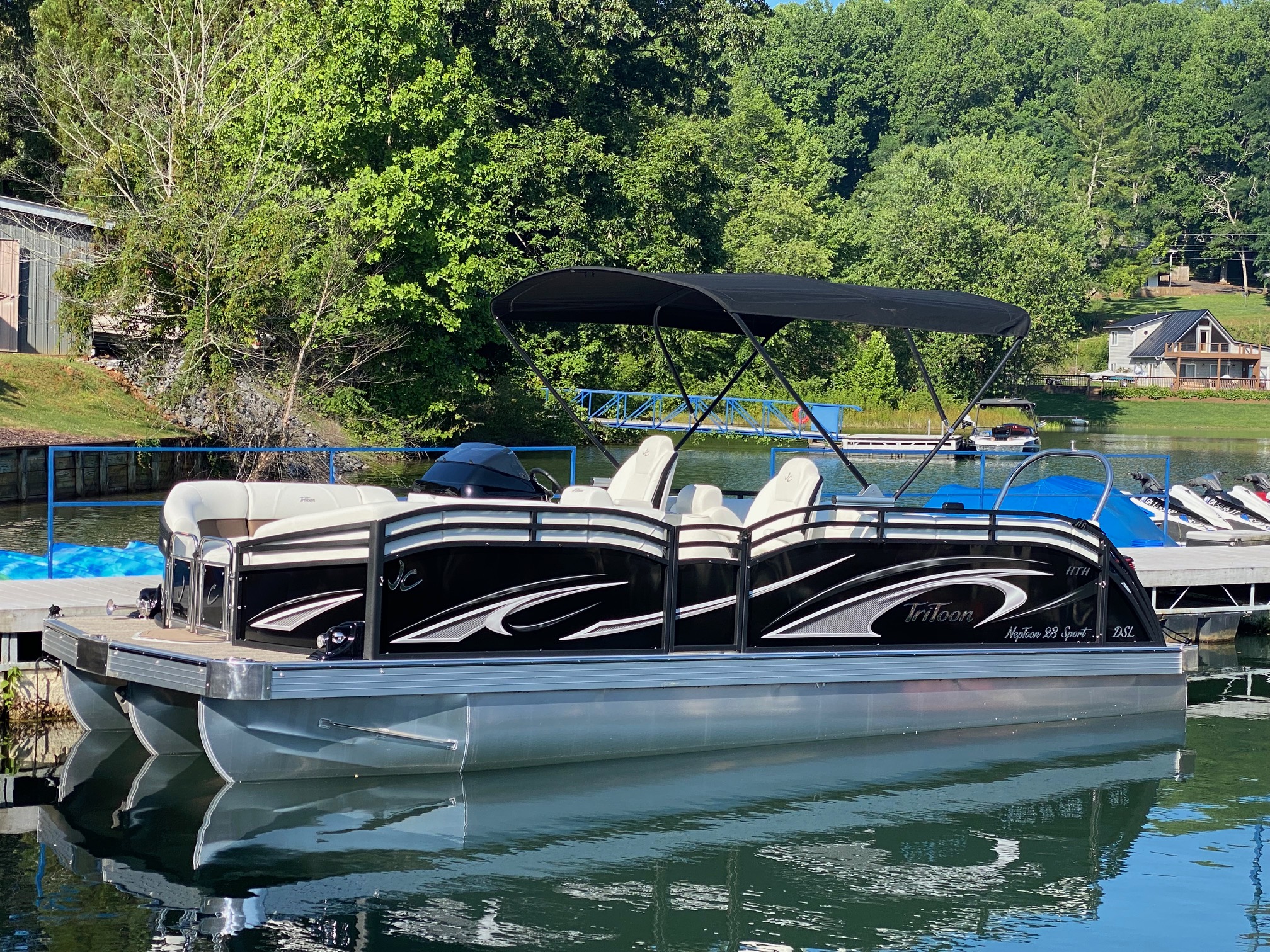2024 JC TriToon NepToon Sport 23TT DSL Black - Boundary Waters Marina