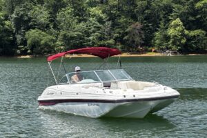 Hurricane deck boat for sale on lake chatuge boat dealers hiawassee ga marinas near atlanta